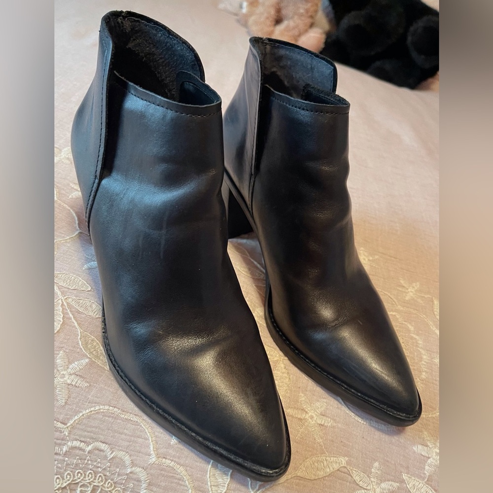 Dolce Vita Elegant Black Ankle Boots, Sz 11